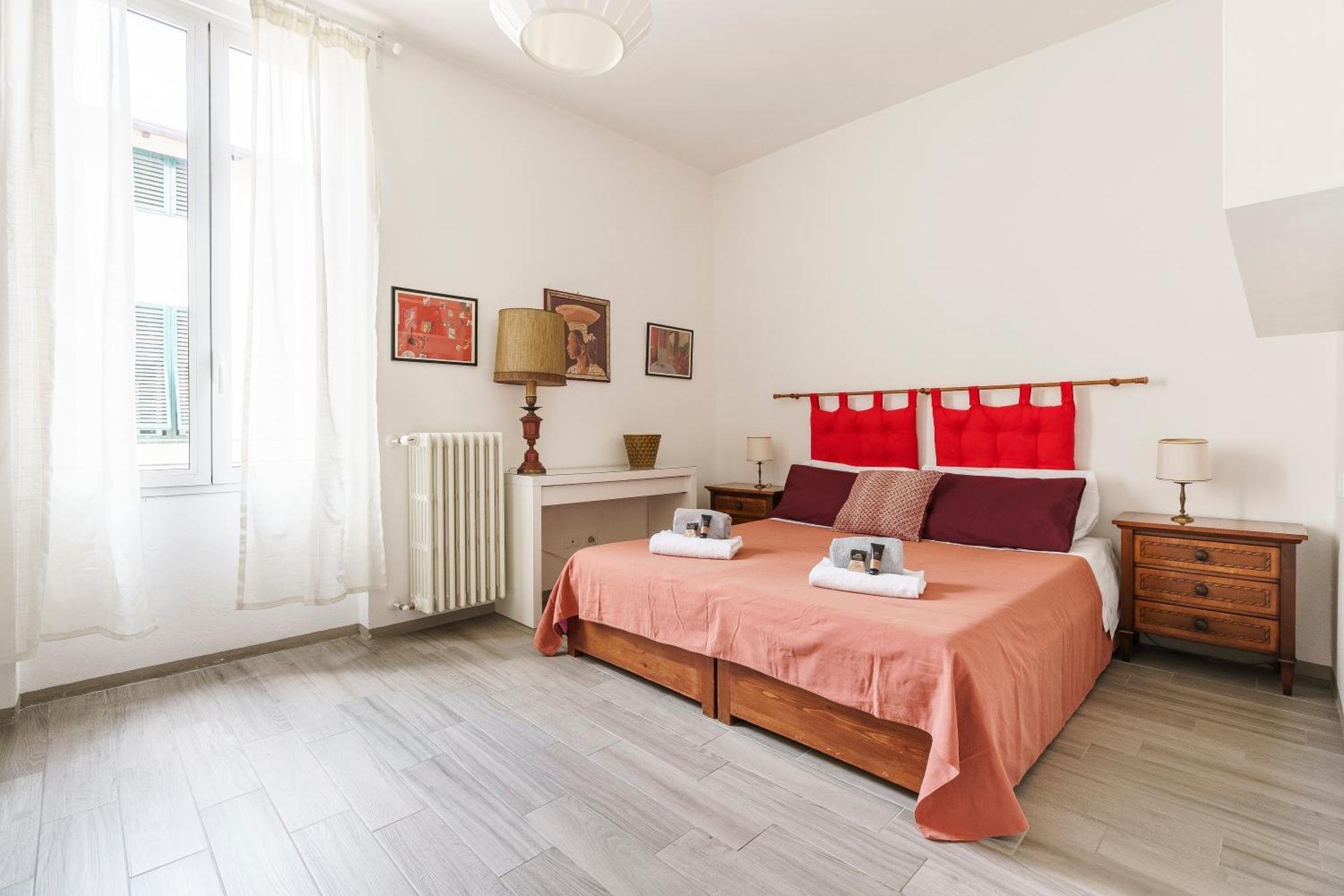 Chianti House, Guest house *
